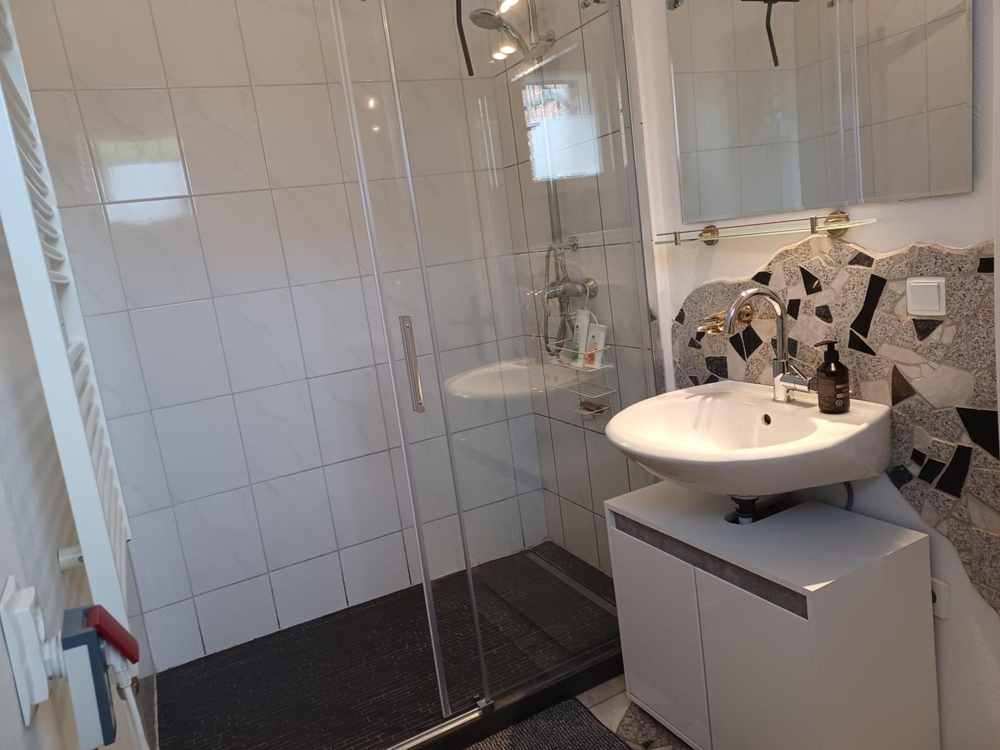 Ehemalige Bibliothek Apartment Fuer 2 Mit Kueche Kamin Netflix Parken Und Hofladen Steinhofel Екстериор снимка